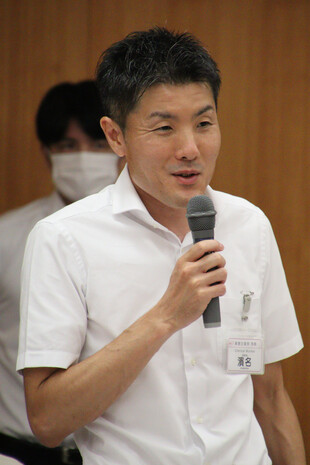 【画像】目標管理について経営企画部部長の濱名からプレゼン 【画像】目標管理について経営企画部部長の濱名からプレゼン
