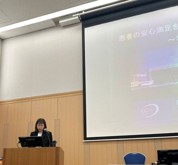 【画像】看護部主任の松木がJSCRS学術総会のシンポジウムに登壇しました 【画像】看護部主任の松木がJSCRS学術総会のシンポジウムに登壇しました