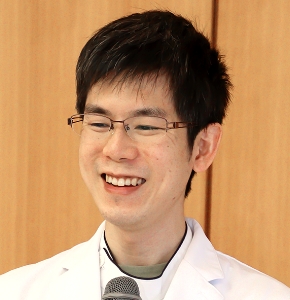 佐々木彰人近影